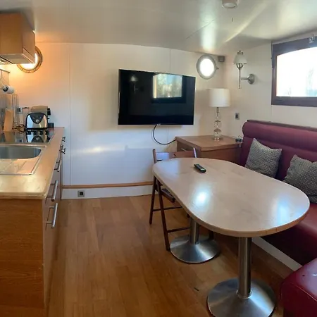 Cabine Sur Peniche A Bagatelle Paris Exterior photo